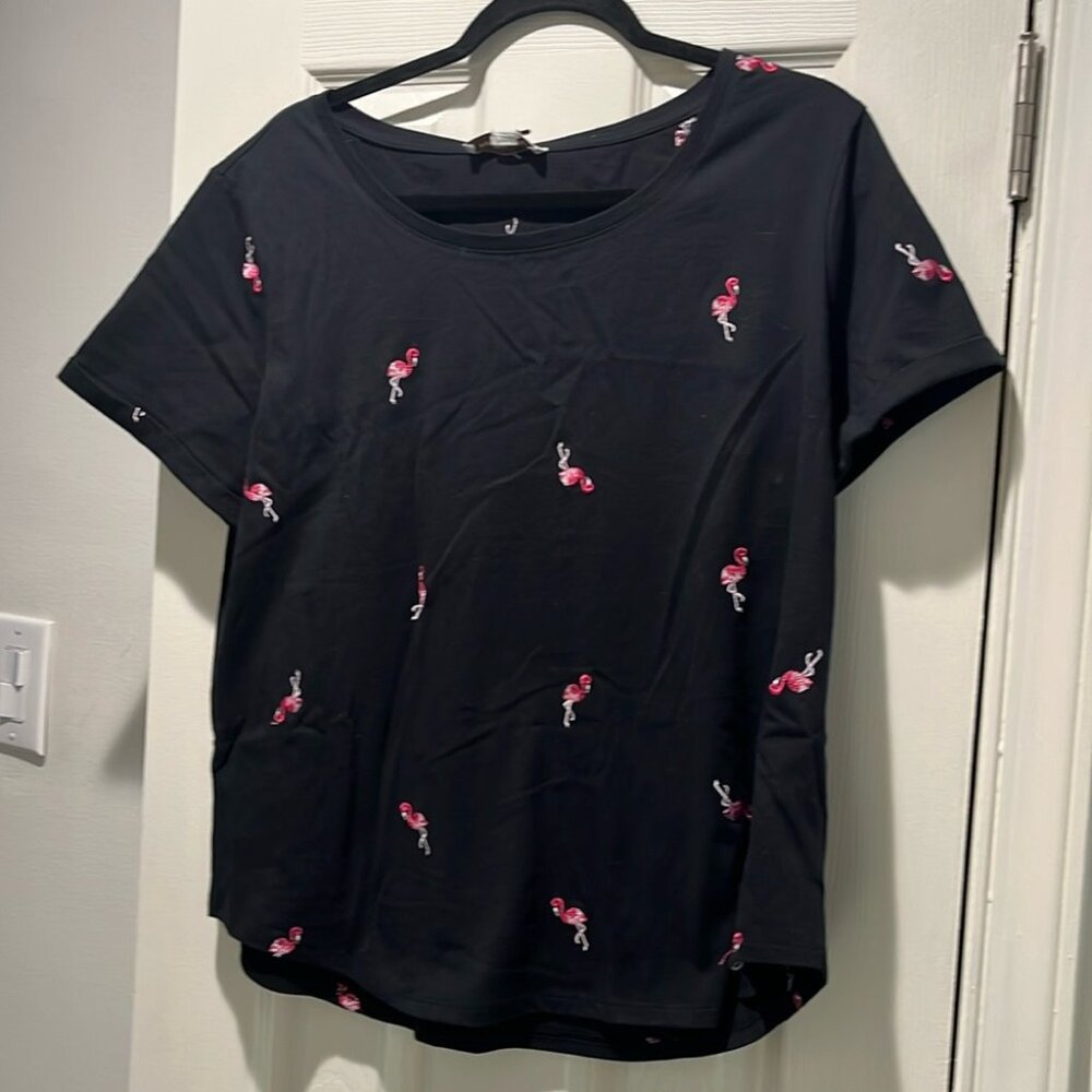 Women’s Embroidered Flamingos Tee - NEW
